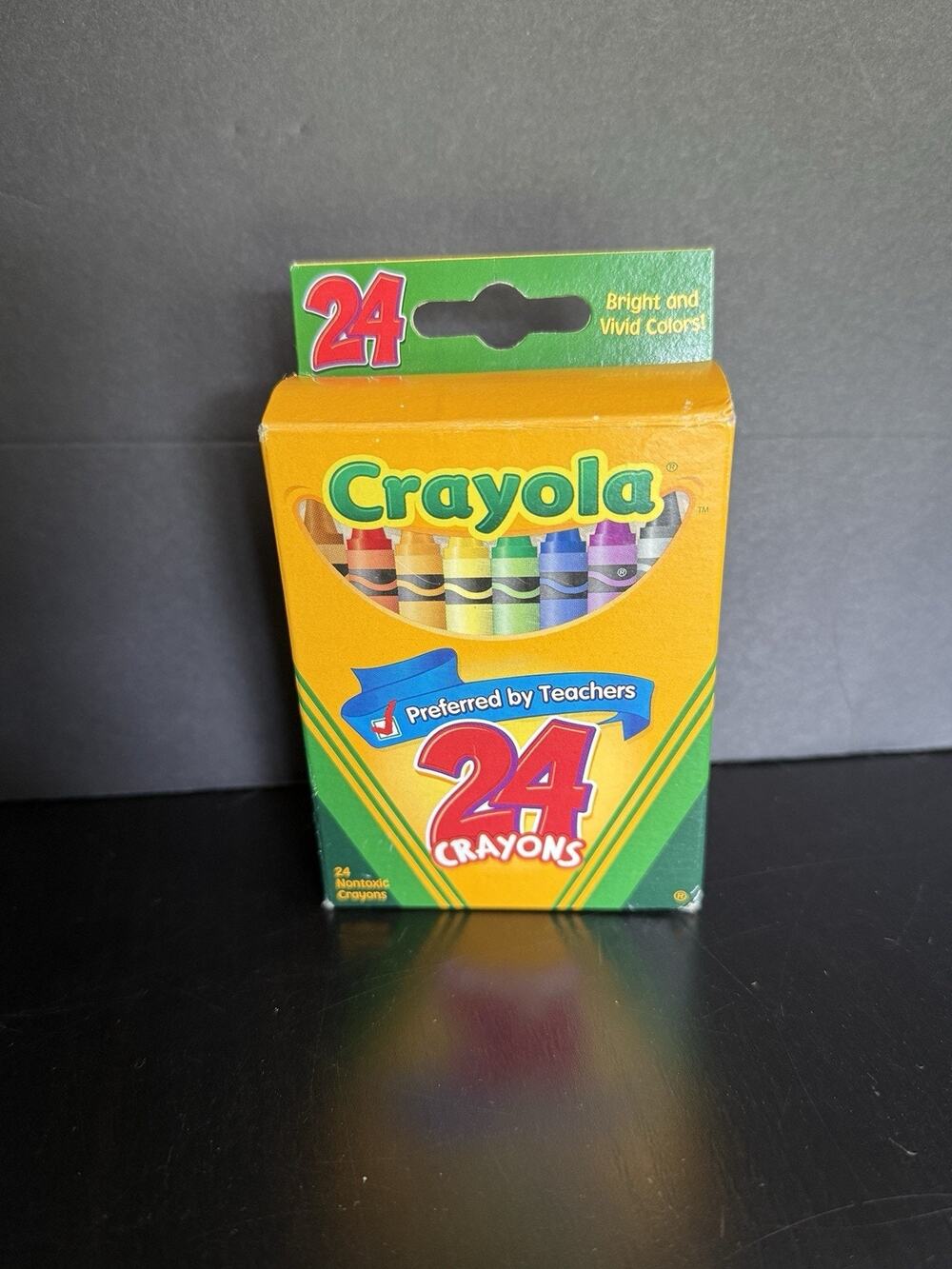Crayola 24 Crayons 2006 New Old Stock NOS Dandelion Binney Smith Made USA